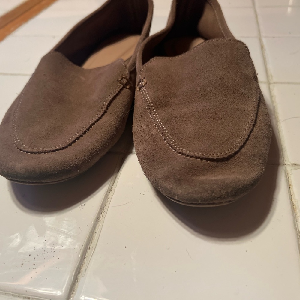 ⭐️ A new day beige loafer sz 6 - Picture 2 of 3